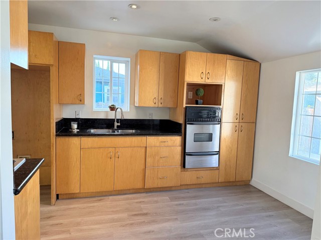 Detail Gallery Image 6 of 52 For 1517 W Grand Ave, Pomona,  CA 91766 - 4 Beds | 3 Baths