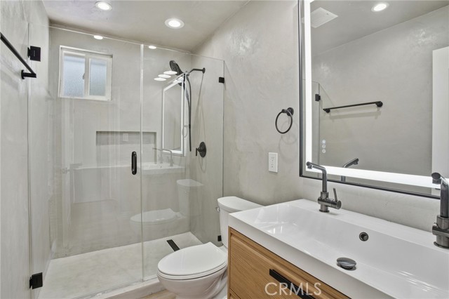 Detail Gallery Image 27 of 39 For 2260 Cazador Dr, Los Angeles,  CA 90065 - 2 Beds | 1 Baths