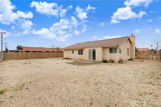 Image 19 of 20 For 15514 Avenida Manzana