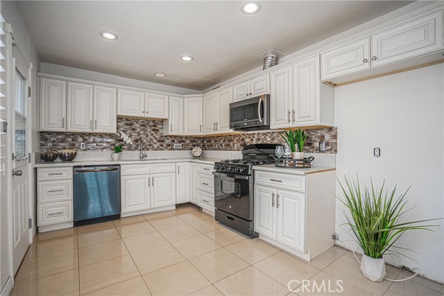 Detail Gallery Image 27 of 42 For 15017 Rayfield Dr, La Mirada,  CA 90638 - 3 Beds | 2 Baths