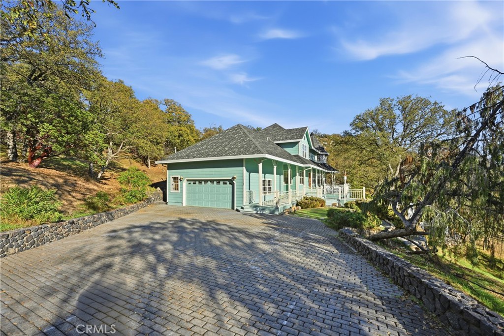 17785 Foothill Court