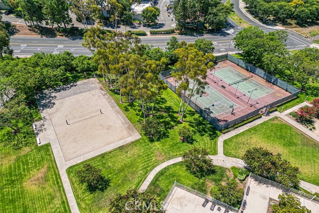 23226 Caminito Marcial, Laguna Hills CA: https://media.crmls.org/medias/6fdd686c-affa-4639-bda1-d3763cc7b2d9.jpg