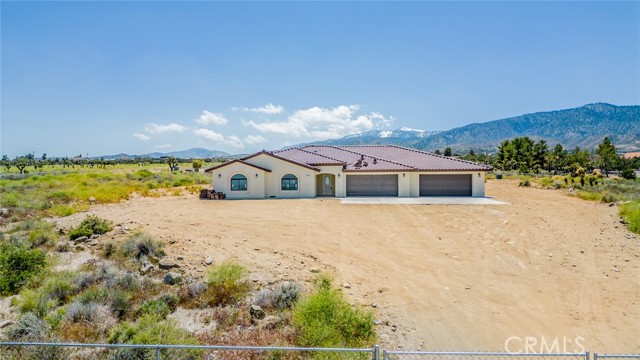 Detail Gallery Image 45 of 52 For 1525 Smoke Tree Rd, Pinon Hills,  CA 92372 - 4 Beds | 2 Baths