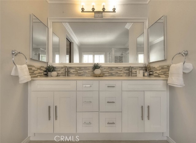 Detail Gallery Image 25 of 39 For 32 Hillsdale, Irvine,  CA 92602 - 4 Beds | 2/1 Baths