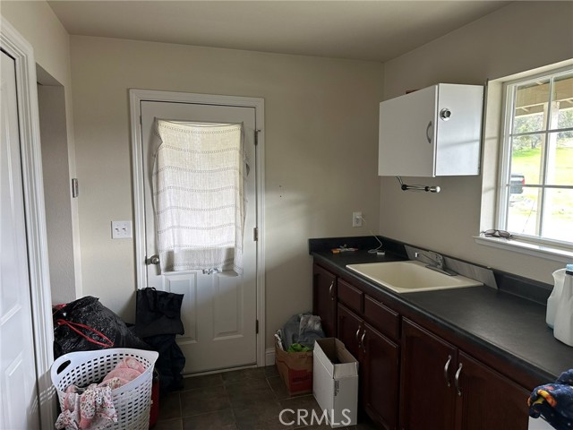 Image 31 of 60 For 43022 Apache Ranch Road