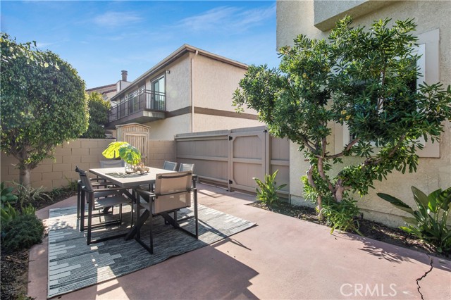 2220 Clark Lane, Redondo Beach, California 90278, 4 Bedrooms Bedrooms, ,3 BathroomsBathrooms,Residential,Sold,Clark,SB23086757