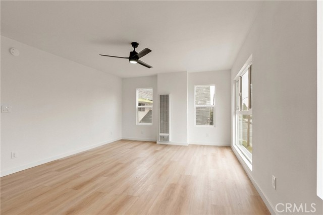 1209 W 40th Place, Los Angeles CA: https://media.crmls.org/medias/6fdedf97-0574-45a1-a401-d1cea176d3cd.jpg