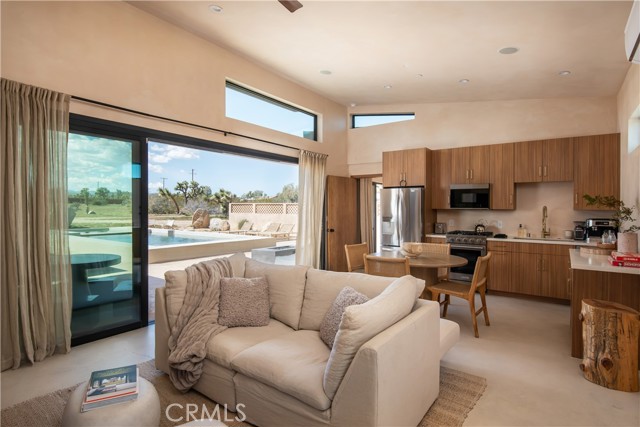 Detail Gallery Image 38 of 63 For 58849 Terra Vista Dr, Yucca Valley,  CA 92284 - 5 Beds | 4 Baths