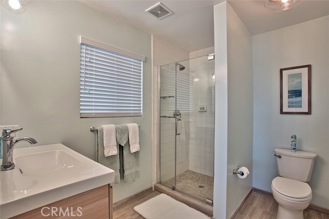 Detail Gallery Image 8 of 12 For 1531 Buena Vista #B,  San Clemente,  CA 92672 - 2 Beds | 2 Baths