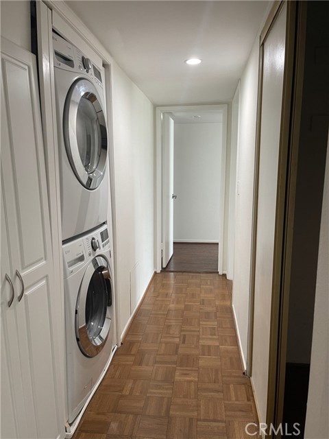 Detail Gallery Image 11 of 35 For 14521 Benefit St #306,  Sherman Oaks,  CA 91403 - 2 Beds | 2 Baths