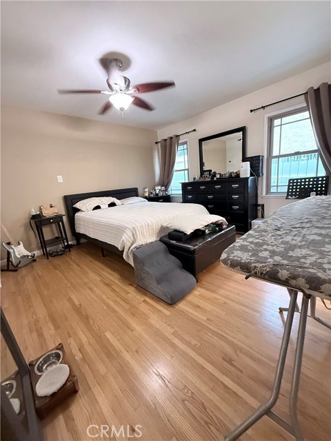 Detail Gallery Image 15 of 22 For 970 W 8th, San Pedro,  CA 90731 - 3 Beds | 2 Baths