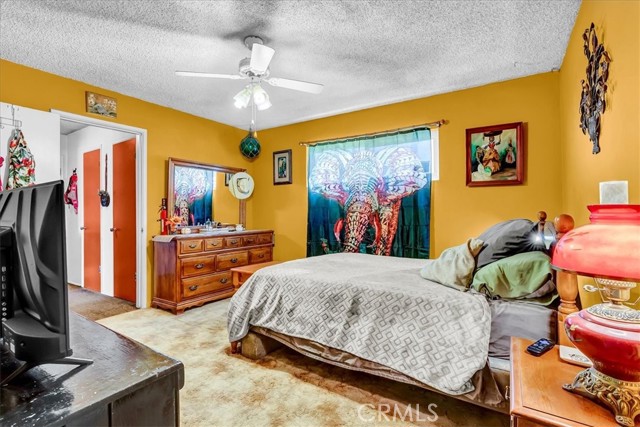 4825 Putter Lane, Bakersfield CA: https://media.crmls.org/medias/6fe118df-f7c4-42cb-b2aa-b9925e0840fd.jpg