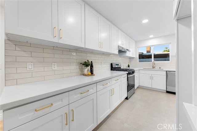 Detail Gallery Image 14 of 24 For 1326 Mayland Ave, La Puente,  CA 91746 - 4 Beds | 2 Baths