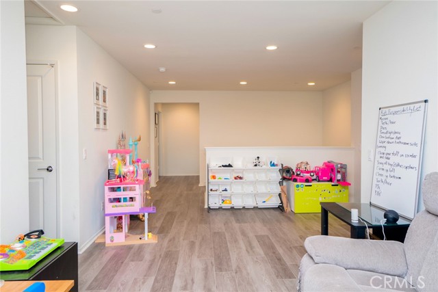 Detail Gallery Image 32 of 61 For 11703 Periwinkle Pl, Jurupa Valley,  CA 91752 - 5 Beds | 3 Baths