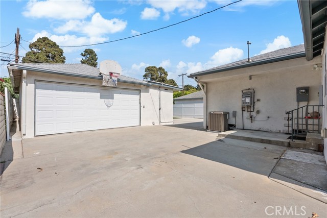 Detail Gallery Image 30 of 39 For 1904 Armacost Ave, Los Angeles,  CA 90025 - 3 Beds | 2 Baths
