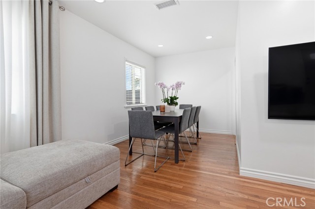12824 Osborne photo 15