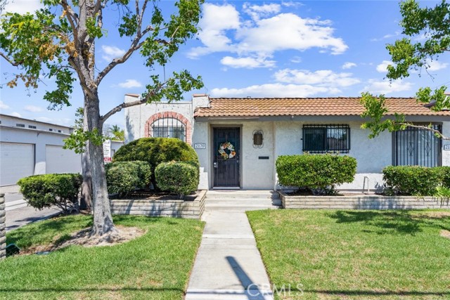 2170 S Euclid Street, Anaheim CA: https://media.crmls.org/medias/6fe3277b-dff2-4635-aacb-52a5325863fd.jpg