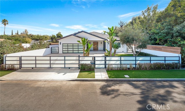 5622 Katherine, Sherman Oaks CA: https://media.crmls.org/medias/6fe3a0a1-62be-4137-8937-b616c6a14e04.jpg