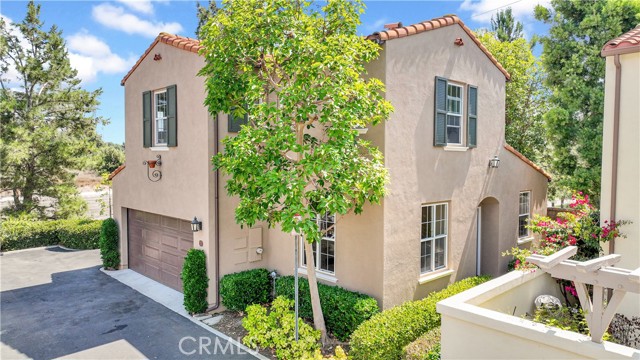 Detail Gallery Image 1 of 42 For 87 Alevera St, Irvine,  CA 92618 - 2 Beds | 2/1 Baths