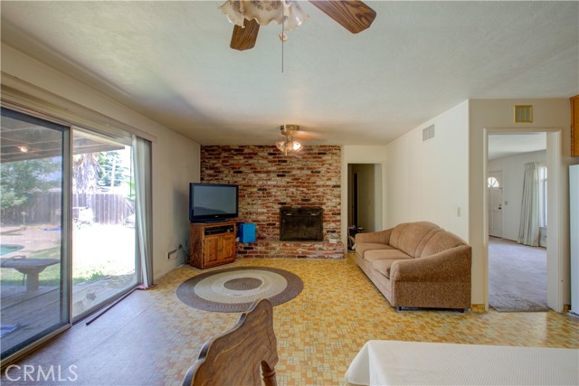 Detail Gallery Image 3 of 22 For 2701 7th St #1,  Hughson,  CA 95326 - 3 Beds | 2 Baths