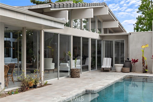 Detail Gallery Image 28 of 33 For 1401 Lincoln Ln, Newport Beach,  CA 92660 - 4 Beds | 5 Baths