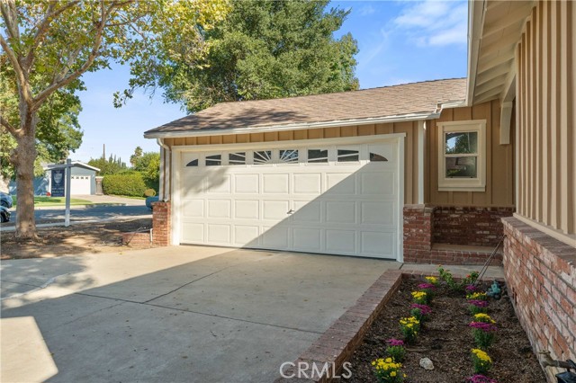 7506 Wystone Avenue photo 4