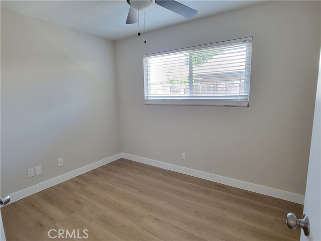 Detail Gallery Image 14 of 15 For 15475 Shadow Mountain Ln, Lake Elsinore,  CA 92530 - 3 Beds | 2 Baths