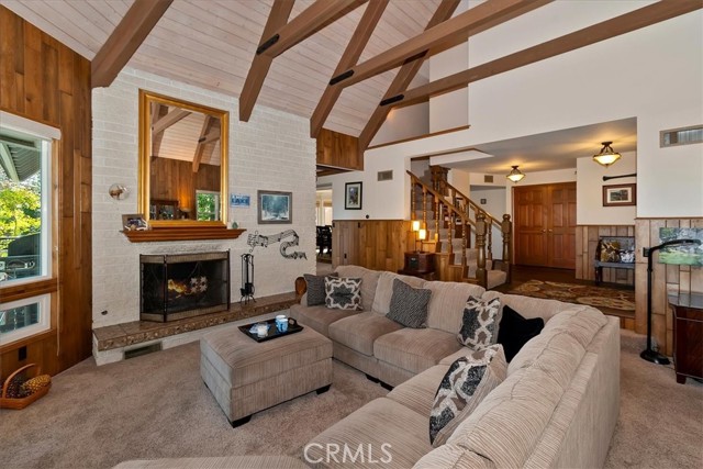 Detail Gallery Image 12 of 49 For 28065 Peninsula, Lake Arrowhead,  CA 92352 - 4 Beds | 3/1 Baths