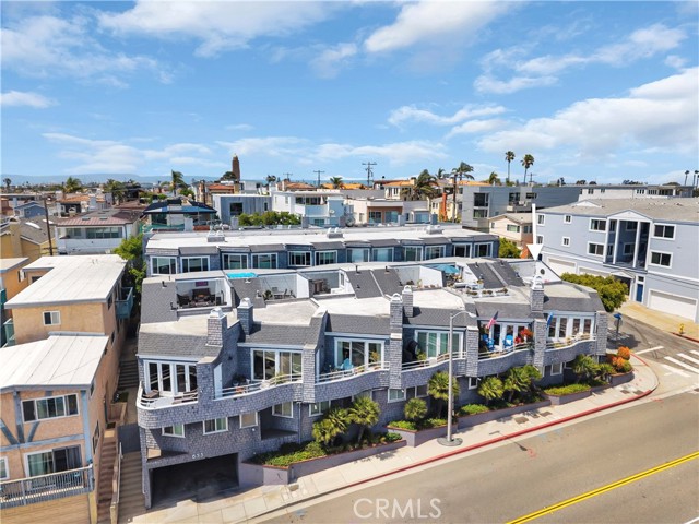 653 Manhattan Beach Blvd., Manhattan Beach, California 90266, 2 Bedrooms Bedrooms, 0 ,2 BathroomsBathrooms,Residential,For Sale,Manhattan Beach Blvd.,0,SB26112848