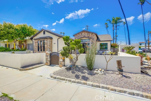 Image 4 of 62 For 627 7th Street