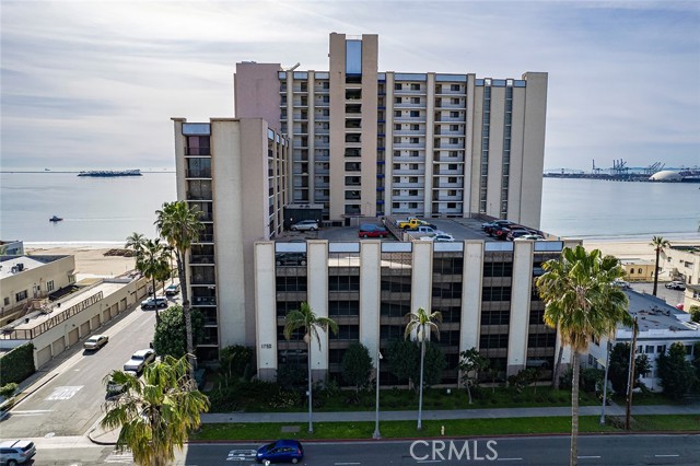 1750 E Ocean Boulevard, Long Beach CA: https://media.crmls.org/medias/6fe5dda9-d344-48b1-88fd-2b52ae1e80a9.jpg