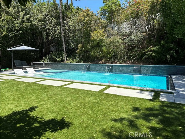 Detail Gallery Image 27 of 44 For 4410 Canoga Dr, Woodland Hills,  CA 91364 - 4 Beds | 3 Baths
