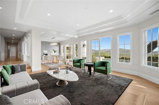 Detail Gallery Image 9 of 17 For 5 Shoreridge, Newport Coast,  CA 92657 - 5 Beds | 5/2 Baths