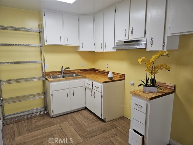 3962 Brighton Avenue, Los Angeles CA: https://media.crmls.org/medias/6feac2a7-bddd-45da-98ec-0bb0cd26ef15.jpg