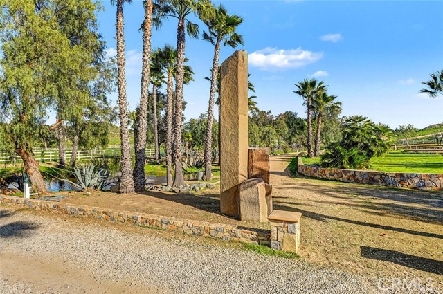 Detail Gallery Image 4 of 63 For 40801 Avenida La Cresta, Murrieta,  CA 92562 - 3 Beds | 3 Baths