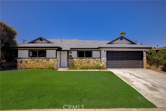 Image 2 for 1384 Crownview Dr, Corona, CA 92882