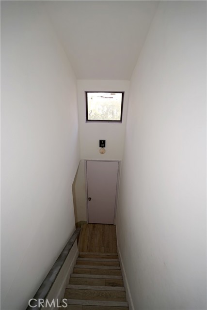 Detail Gallery Image 42 of 46 For 18954 Sherman Way #3,  Reseda,  CA 91335 - 2 Beds | 3 Baths