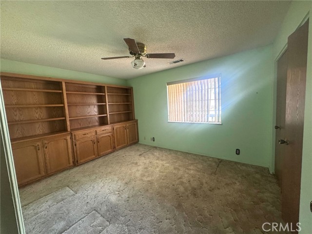 2165 Trenton Court, Merced CA: https://media.crmls.org/medias/6fed6427-e1ba-4642-b588-e2dc559eb165.jpg