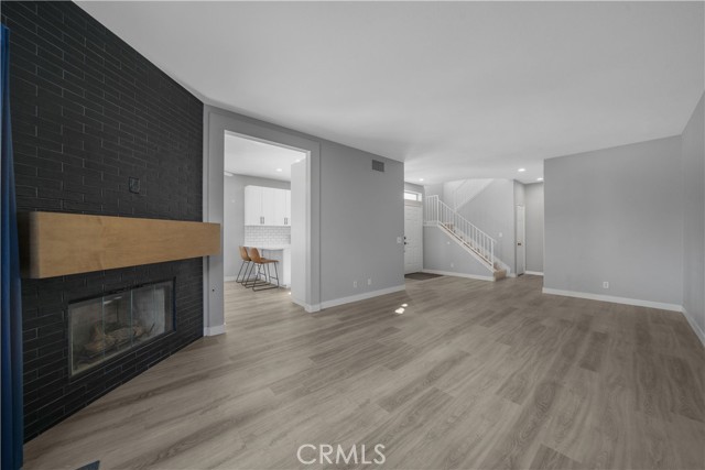 Detail Gallery Image 13 of 52 For 11544 Treeview Ct, Moorpark,  CA 93021 - 2 Beds | 2/1 Baths