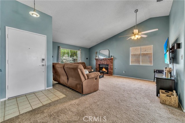 3112 Edwards Avenue, Rosamond CA: https://media.crmls.org/medias/6fee9471-9aeb-4468-9883-f13447a9eb8d.jpg