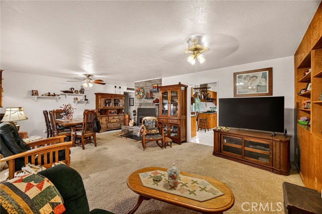 7012 State Hwy 32, Orland CA: https://media.crmls.org/medias/6fef05c2-6579-41c4-87e7-7e68c6fab0c5.jpg