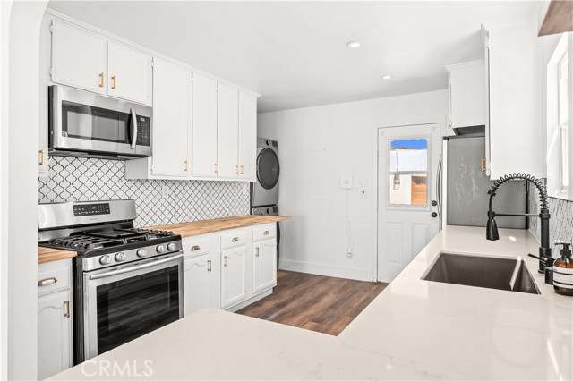 607 West 111th Place photo 8