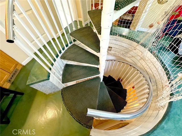 Detail Gallery Image 21 of 42 For 24998 Jewel, Crestline,  CA 92325 - 4 Beds | 3 Baths