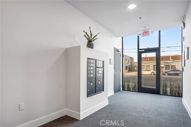 Detail Gallery Image 15 of 20 For 10035 S Western Ave #106,  Los Angeles,  CA 90047 - 2 Beds | 2 Baths