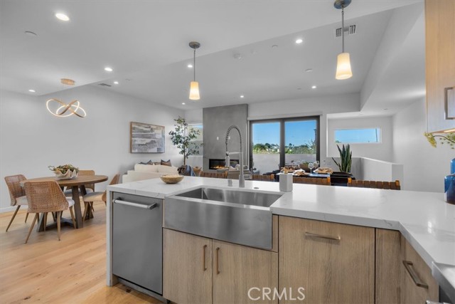 615 Aviation Way, Manhattan Beach, California 90266, 3 Bedrooms Bedrooms, ,2 BathroomsBathrooms,Residential,For Sale,Aviation,SB25243273 615 Aviation Way, Manhattan Beach, California 90266, 3 Bedrooms Bedrooms, ,2 BathroomsBathrooms,Residential,For Sale,Aviation,SB25243273