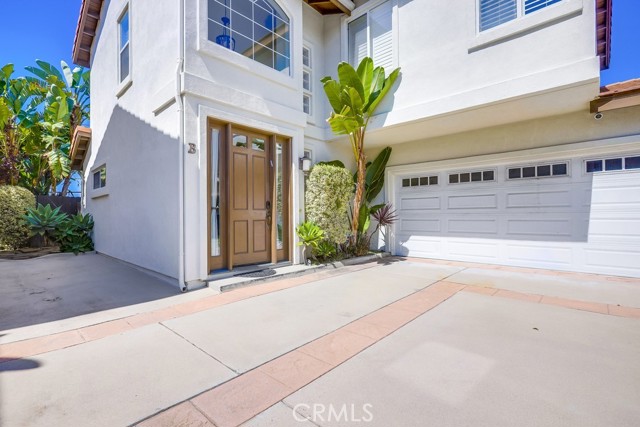 Detail Gallery Image 2 of 39 For 1581 Orange Ave, Costa Mesa,  CA 92627 - 3 Beds | 2/1 Baths