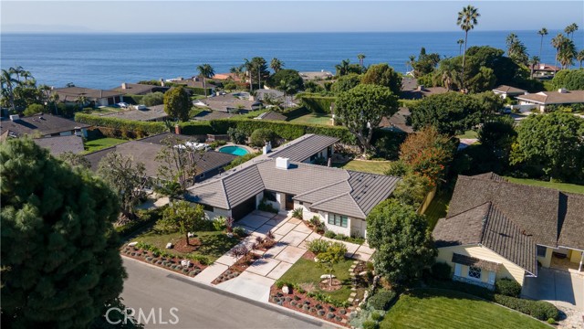 128 Rocky Point Road, Palos Verdes Estates, California 90274, 4 Bedrooms Bedrooms, ,5 BathroomsBathrooms,Residential,For Sale,Rocky Point,SB24213372