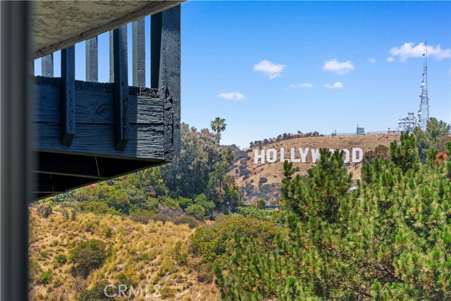 2838 Lambert Drive, Los Angeles CA: https://media.crmls.org/medias/6ff3656c-6c45-4e64-ad9e-c0b09ca44f1a.jpg