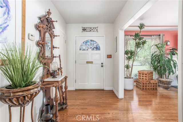 Detail Gallery Image 3 of 19 For 3095 Pepper Tree Ln, San Bernardino,  CA 92404 - 3 Beds | 2/1 Baths