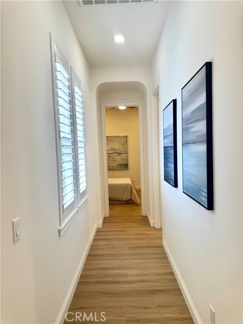 26480 Valley Oak Lane, Valencia CA: https://media.crmls.org/medias/6ff440e7-a7cc-46ac-bae9-217955c20771.jpg